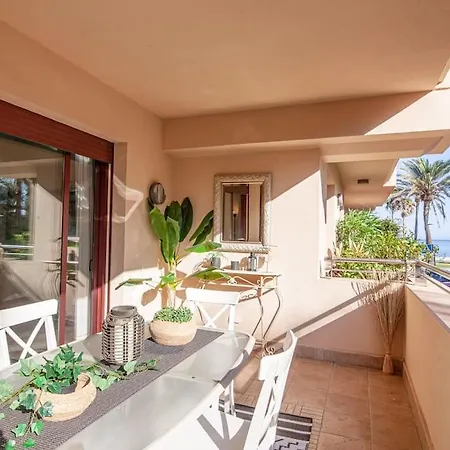 Frontline 2 Bed Apartment, San Pedro De Alcantara Apartmán Marbella